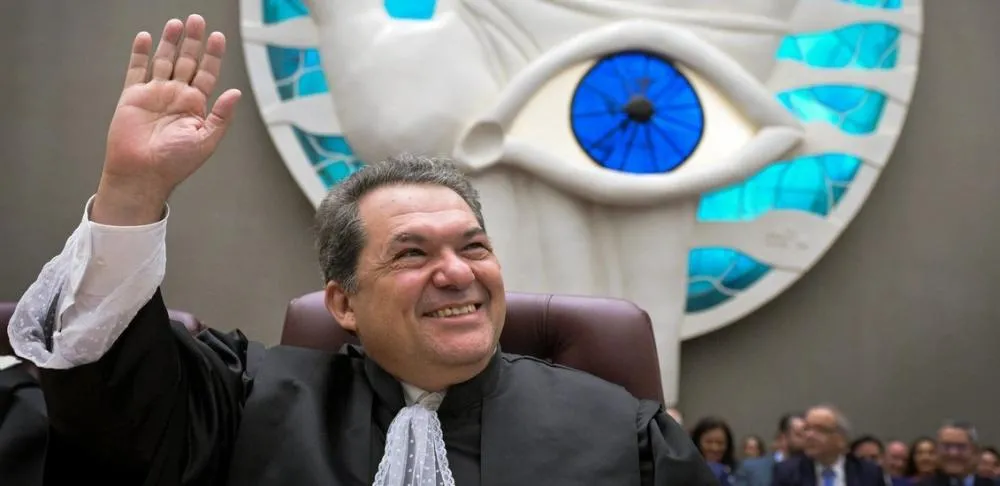 Carlos Augusto Pires Brandão: um piauiense no STJ
