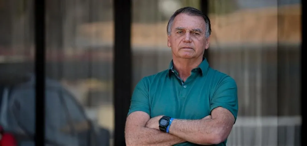 STF condena Bolsonaro a 27 anos de prisão: a democracia em xeque?