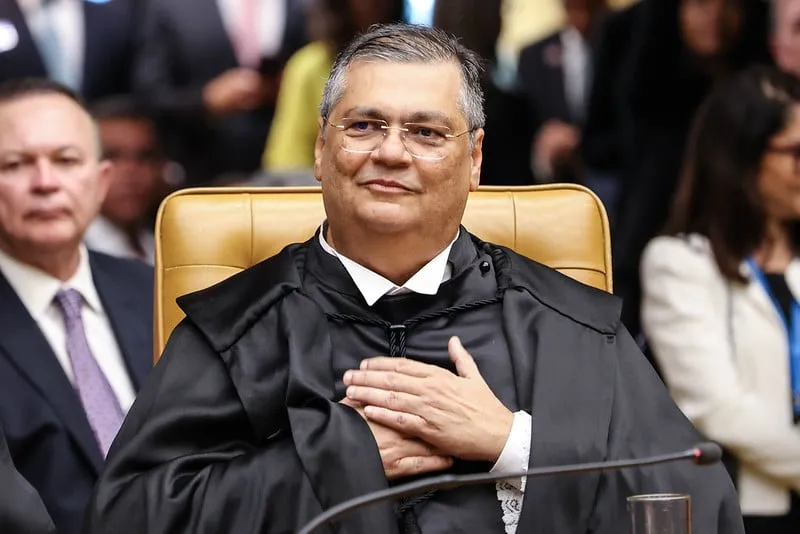Flávio Dino provoca Trump e causa furor no Brasil com fala sobre ativista morto