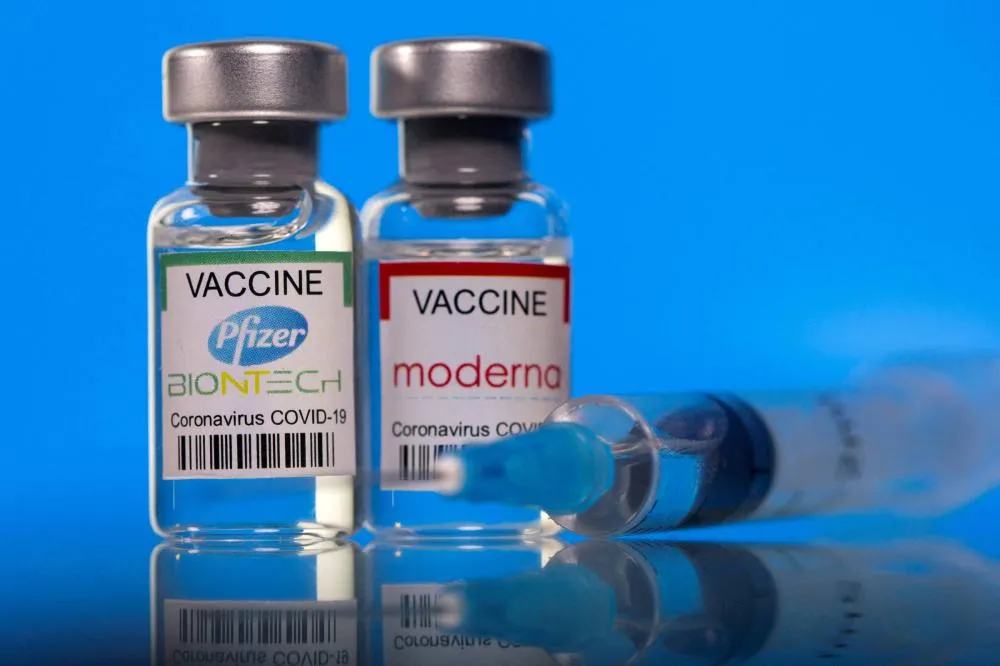 Relatório dos EUA abala mercado e derruba ações da Pfizer e da Moderna
