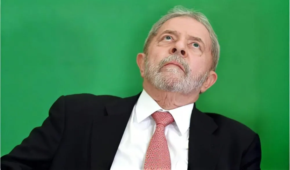 Desaprovação a Lula 3 trava em 51% e programas sociais não salvam a imagem do governo