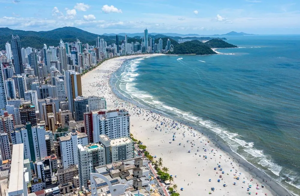 Entenda por que tantos brasileiros estão se mudando para Santa Catarina