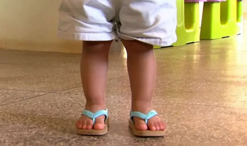Mãe é condenada a mais de 40 anos por torturar e matar filho de apenas 1 ano e 5 meses