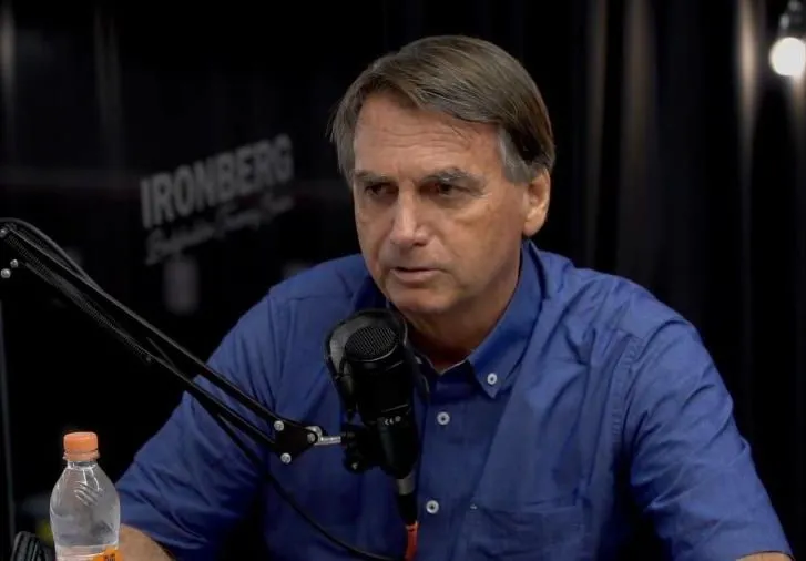 Bolsonaro pode conceder primeira entrevista após condenação; confira detalhes