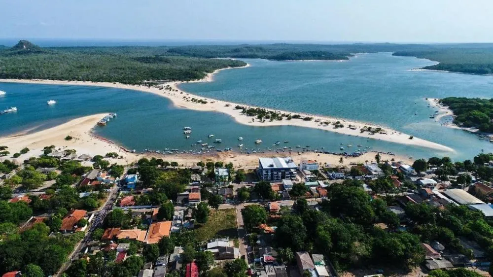 Alter do Chão: a praia fluvial que desbancou Fernando de Noronha