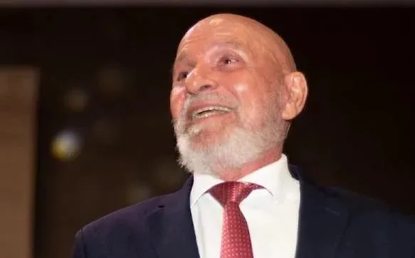 Bilionário cearense ficou R$ 8,2 bilhões mais rico em um ano; saiba quem é o empreendedor 