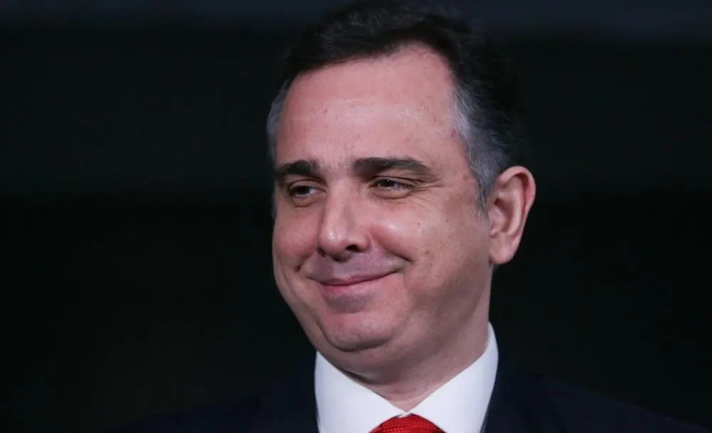 Rodrigo Pacheco na berlinda: Omissão ou prevaricação no caso do bloqueio do X?