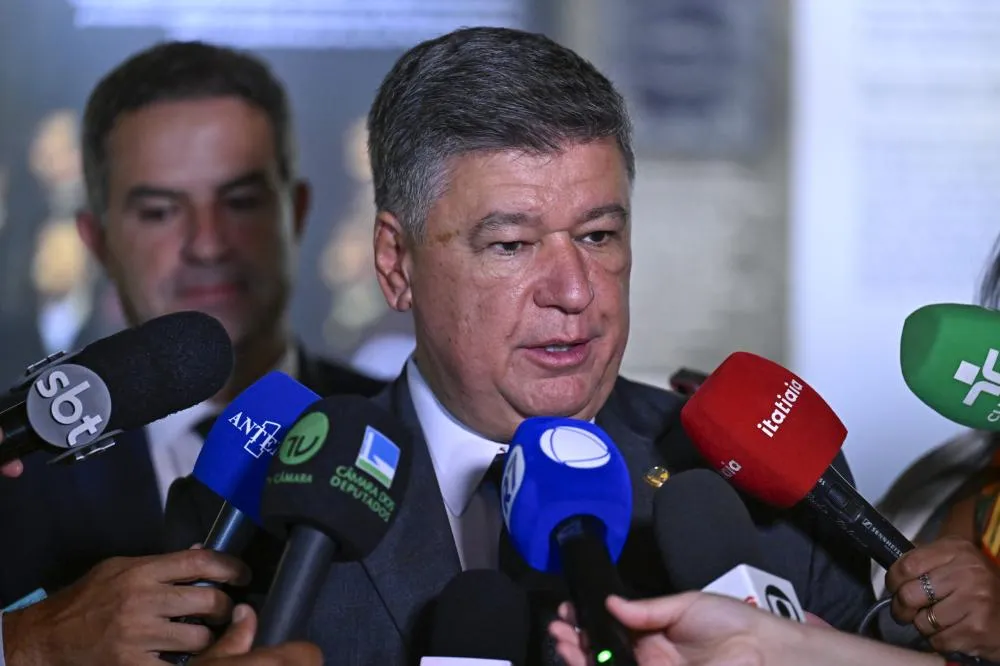 “Blindagem de pessoas próximas ao governo”, diz presidente da CPMI do INSS