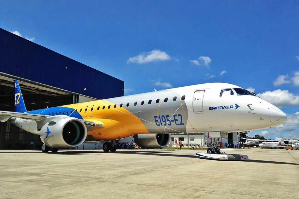 Embraer fecha contrato bilionário com leasing holandesa e reforça liderança nos jatos regionais