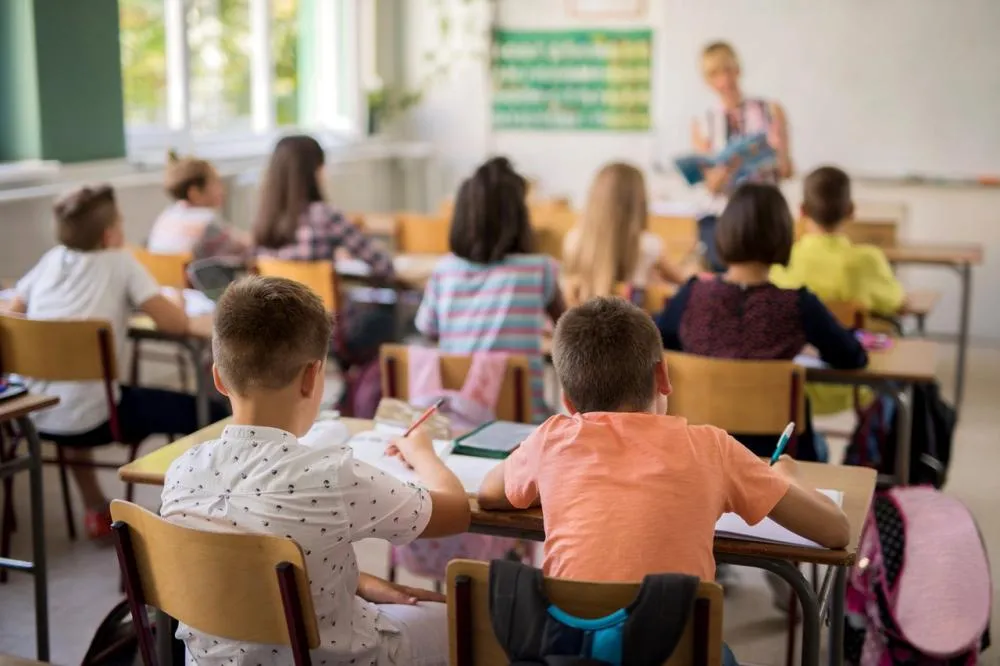 Da Finlândia ao Brasil: salas de aula vivem onda global de indisciplina