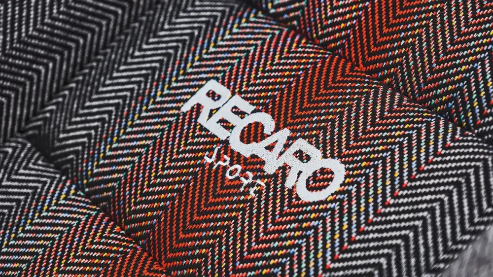 Fabricante de bancos lendária, Recaro entra com pedido de falência após 118 anos
