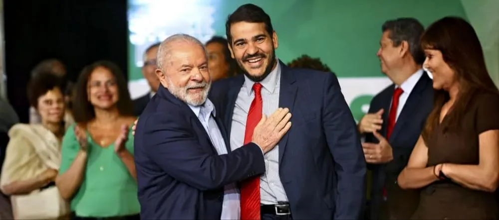Lula ignora o próprio discurso e deve indicar mais um amigo ao STF: o evangélico de esquerda Jorge Messias, o “Bessias”