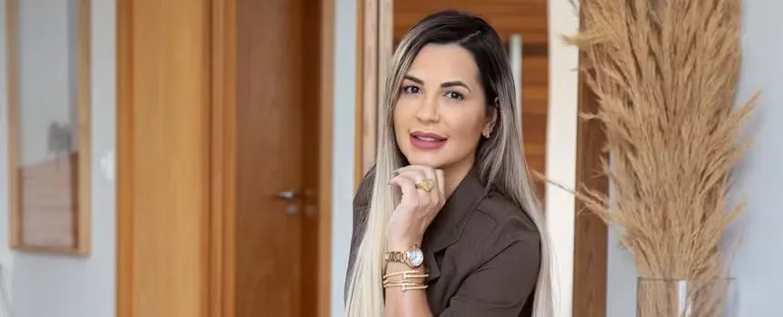 Em carta aos seguidores Deolane brinca com a prisão: "Esquece que a mãe tá enjaulada"
