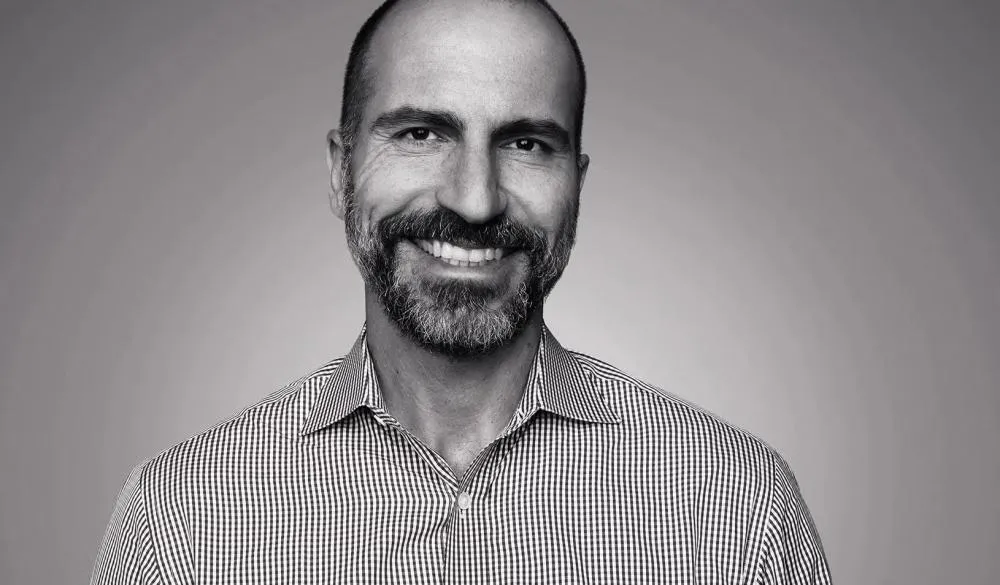 CEO da Uber prevê que dirigir será “como andar a cavalo” no futuro
