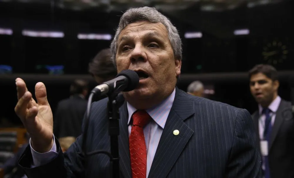 PEC da Segurança: a maquiagem constitucional que protege o crime e ignora as facções