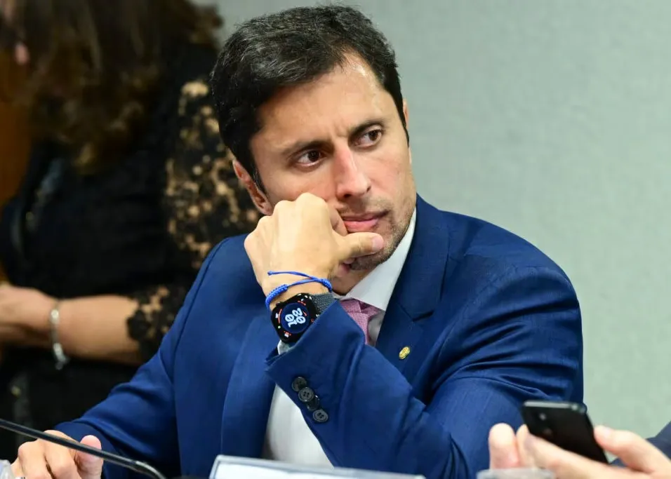 Deputado Duarte Jr. denuncia ameaças na CPMI do INSS: “Pedi segurança para minha família”