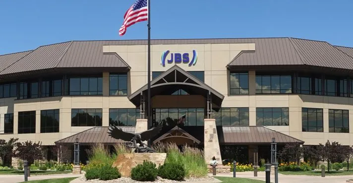 Trump parte pra cima da JBS e acusa frigoríficos de cartel nos EUA