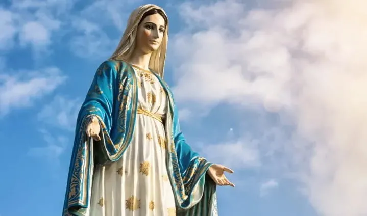 Vaticano reafirma: só Cristo salva — e Maria não é corredentora