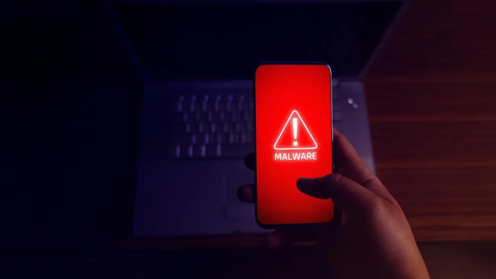 Spyware “Landfall” invade celulares Galaxy por quase um ano sem que usuários percebessem
