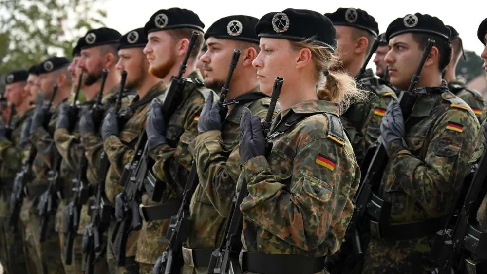 Jovens alemães voltam ao radar militar: país aposta em registro obrigatório e força renovada