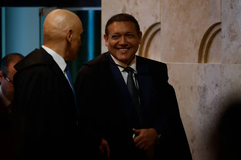  Nunes Marques dá 5 dias para que Moraes explique bloqueio do X 