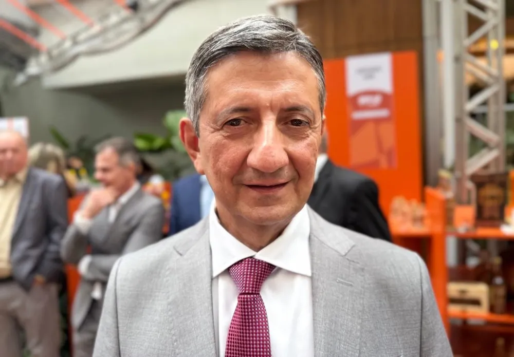 Silvio Mendes oficializa saída de Sávio Normando da Semdec e nomeia interino para assumir pasta