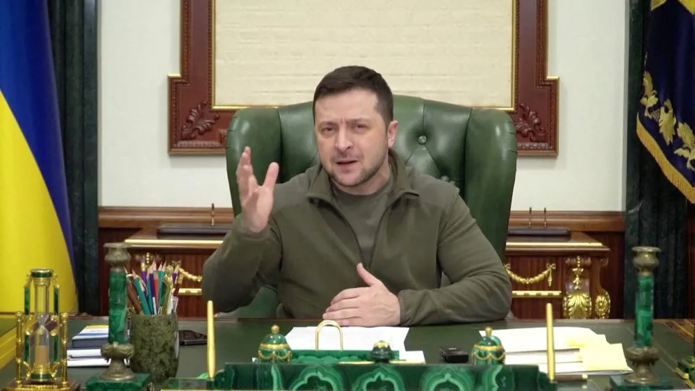 Zelensky eleva pressão sobre aliados para acelerar envio de armamentos à Ucrânia