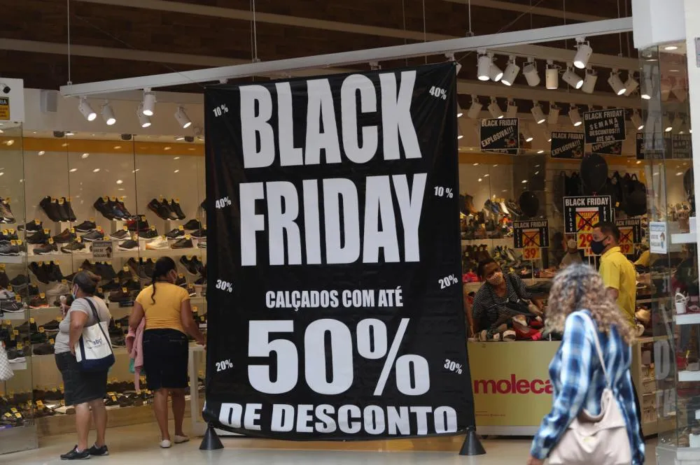 Pix quebra novo recorde e movimenta a maior Black Friday da história