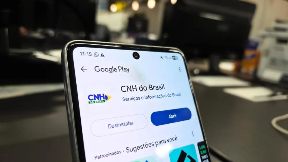 Governo reformula app da CNH e promete habilitação até 80% mais barata