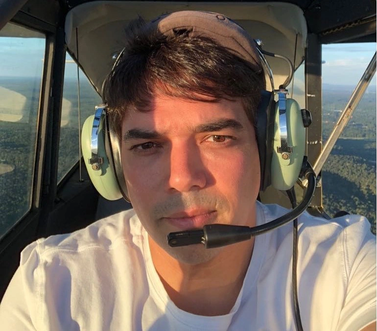 Piloto e passageira de moto em estado grave após pouso forçado