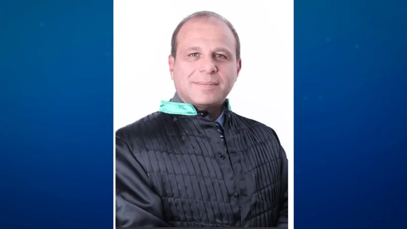 PF prende desembargador do TRF-2