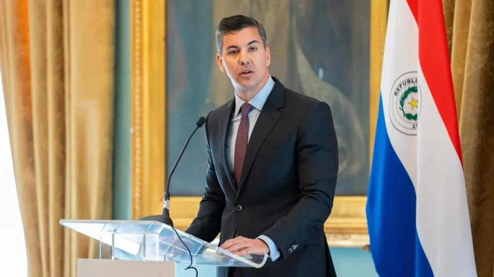 Presidente do Paraguai critica Lula por inauguração separada de ponte binacional