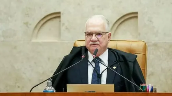 Compliance de toga: tribunais superiores fecham fileiras em apoio ao código de conduta de Fachin