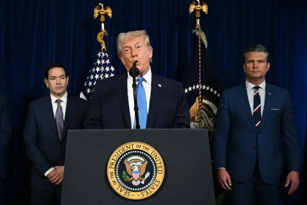 Trump diz que EUA vão comandar transição e promete “novo rumo” para a Venezuela