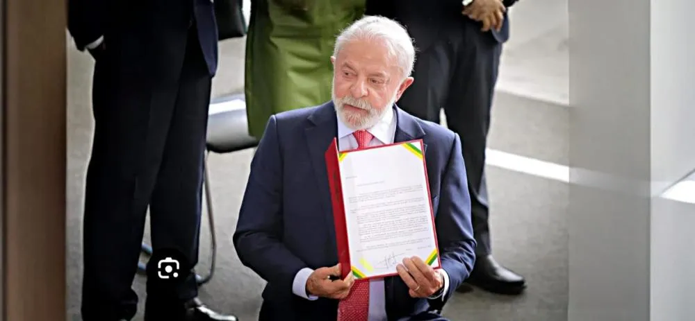 Sem surpresas, Lula veta a dosimetria e escolhe a punição como política