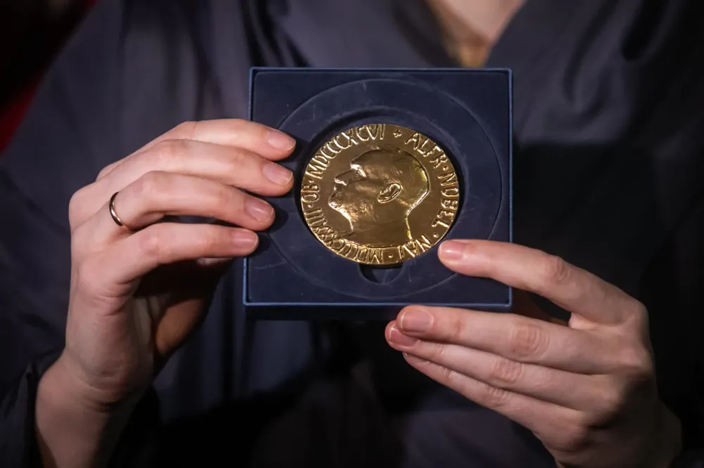 Qual país é o mais premiado com Prêmios Nobel?