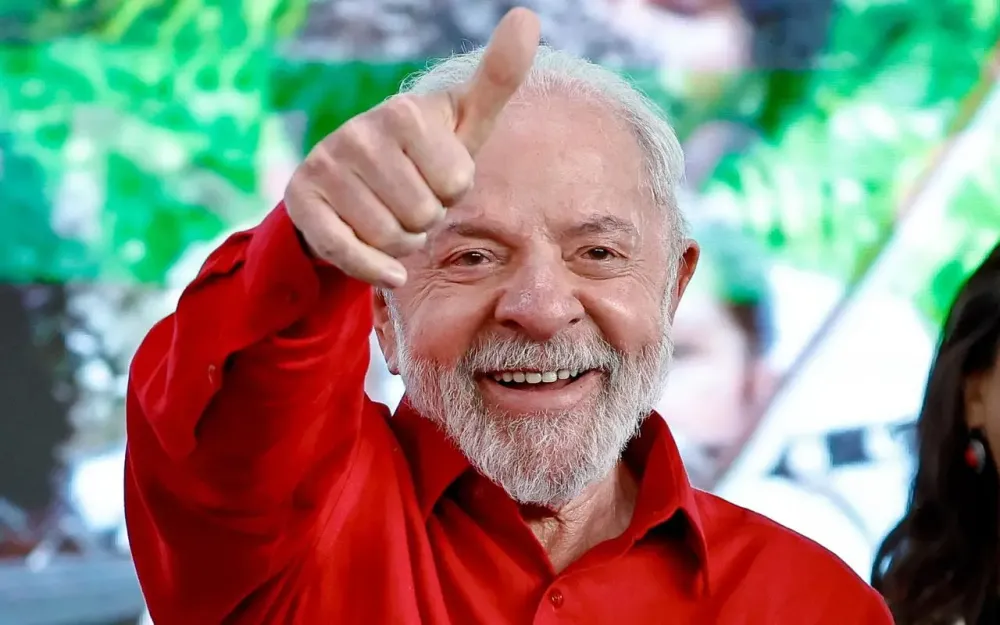 Gastos com viagens do governo Lula chegam a R$ 7 bilhões em três anos