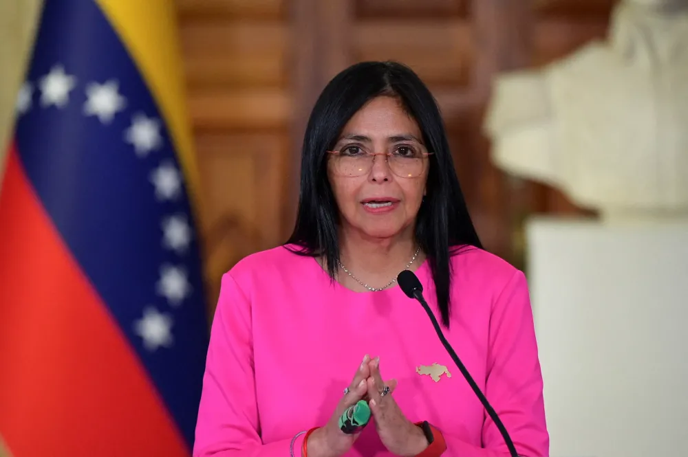 “Chega de ordens de Washington”, afirma presidente interina da Venezuela
