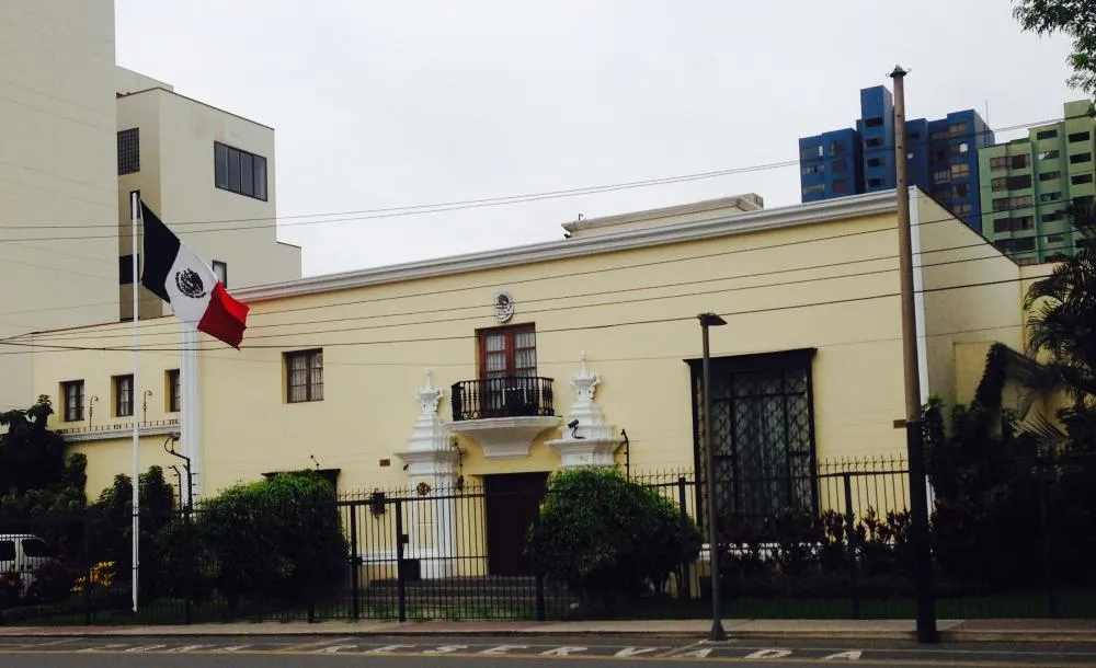Brasil assume custódia da embaixada do México no Peru em meio à crise diplomática