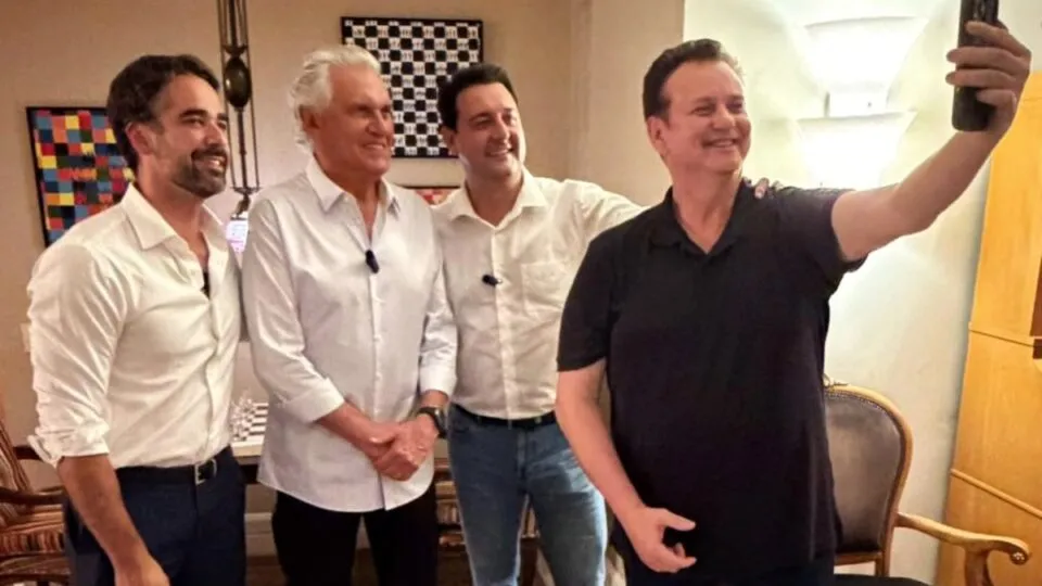 Kassab articula terceira via e amplia leque do PSD para 2026