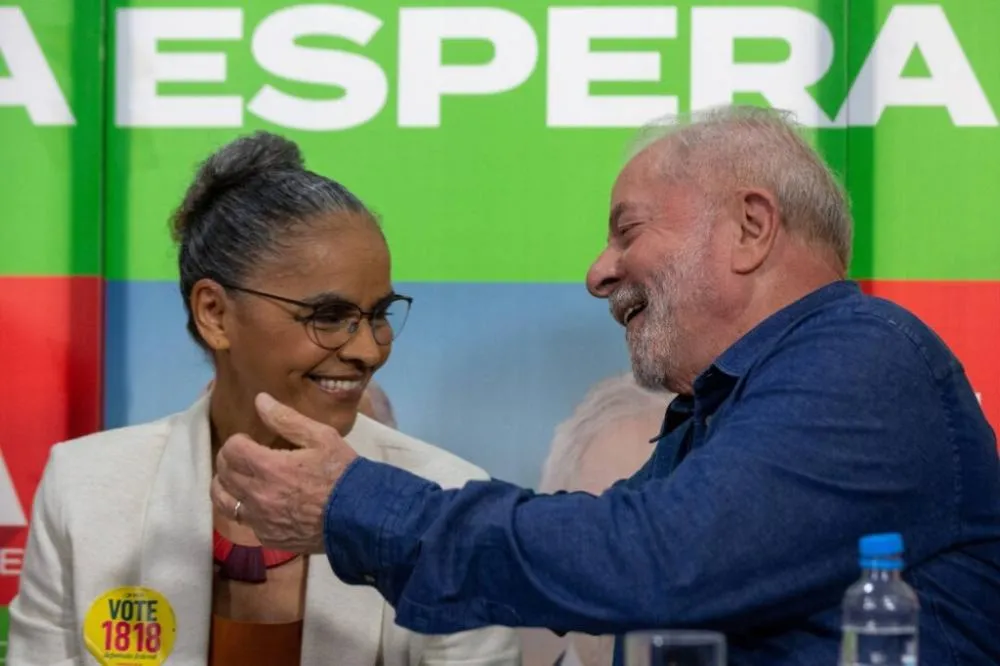  Marina Silva discorda de Lula ao afirmar que Venezuela não é uma democracia