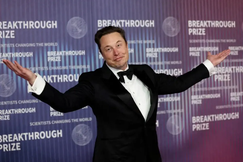 Elon Musk alcança patrimônio histórico e se distancia ainda mais dos bilionários do mundo