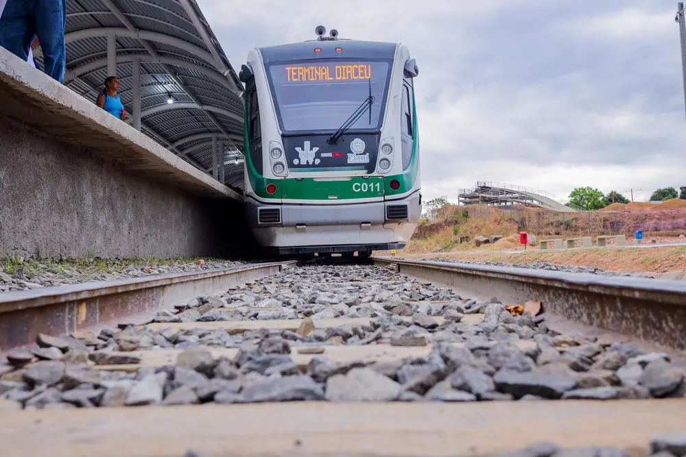 Metrô de Teresina deve retornar os serviços nesta terça (10)