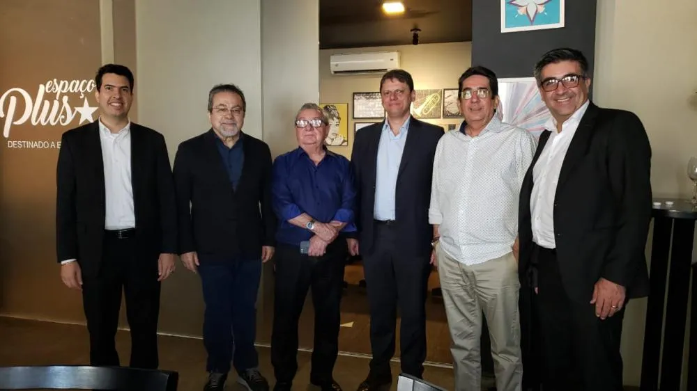 O homem é o lobo do homem