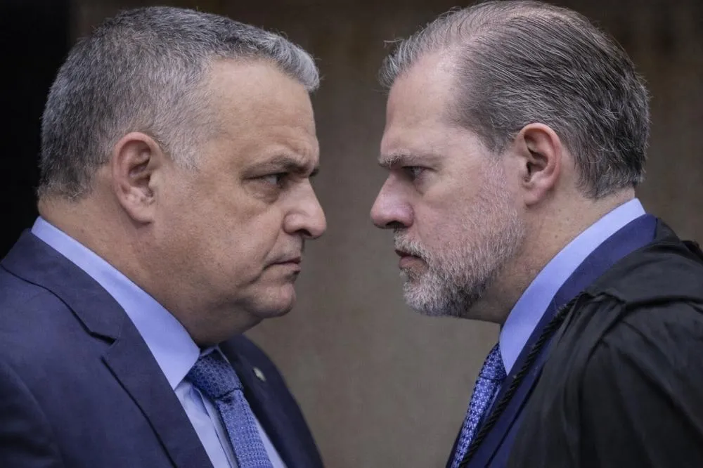 Brasil está uma podridão: escândalo do Banco Master leva CPMI a falar abertamente em impeachment de Dias Toffoli