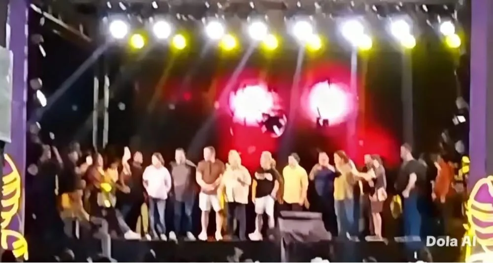 Carnaval não é palanque: Júlio César e Jussara Lima são vaiados ao falar em Lula