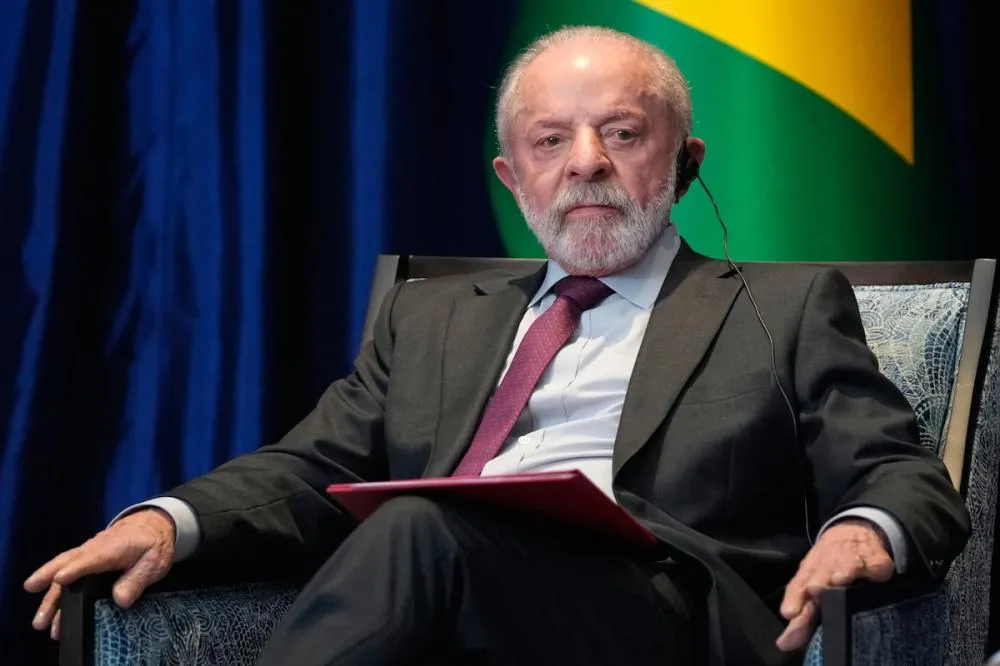 Lula reage a tarifa de Trump e diz que Brasil não quer “nova Guerra Fria”