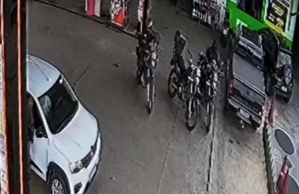 Menores armados são detidos após tentativa de atropelar policial