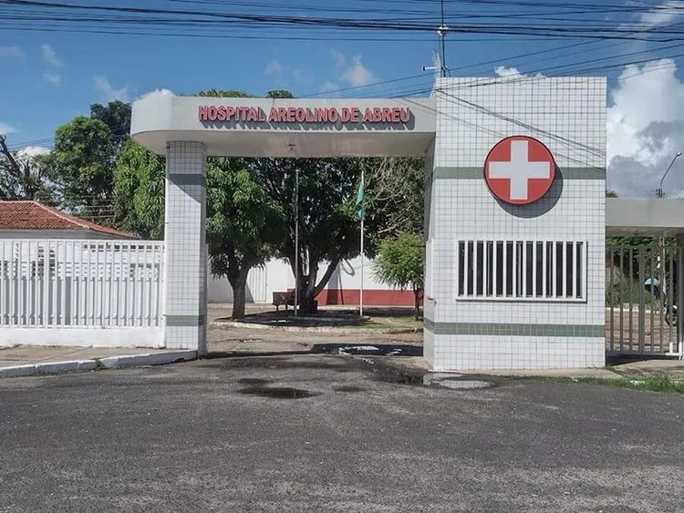 Paciente é encontrado sem vida, com marcas de violência e queimado Hospital Areolino de Abreu