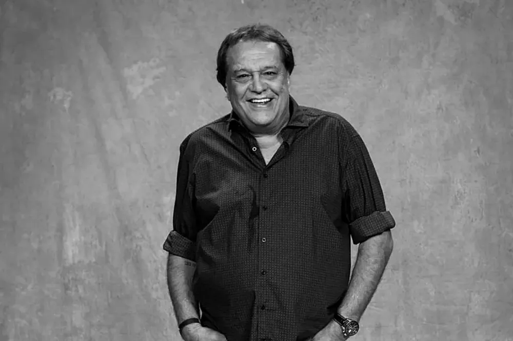 Morre Dennis Carvalho, ator e diretor marcante da TV brasileira, aos 78 anos